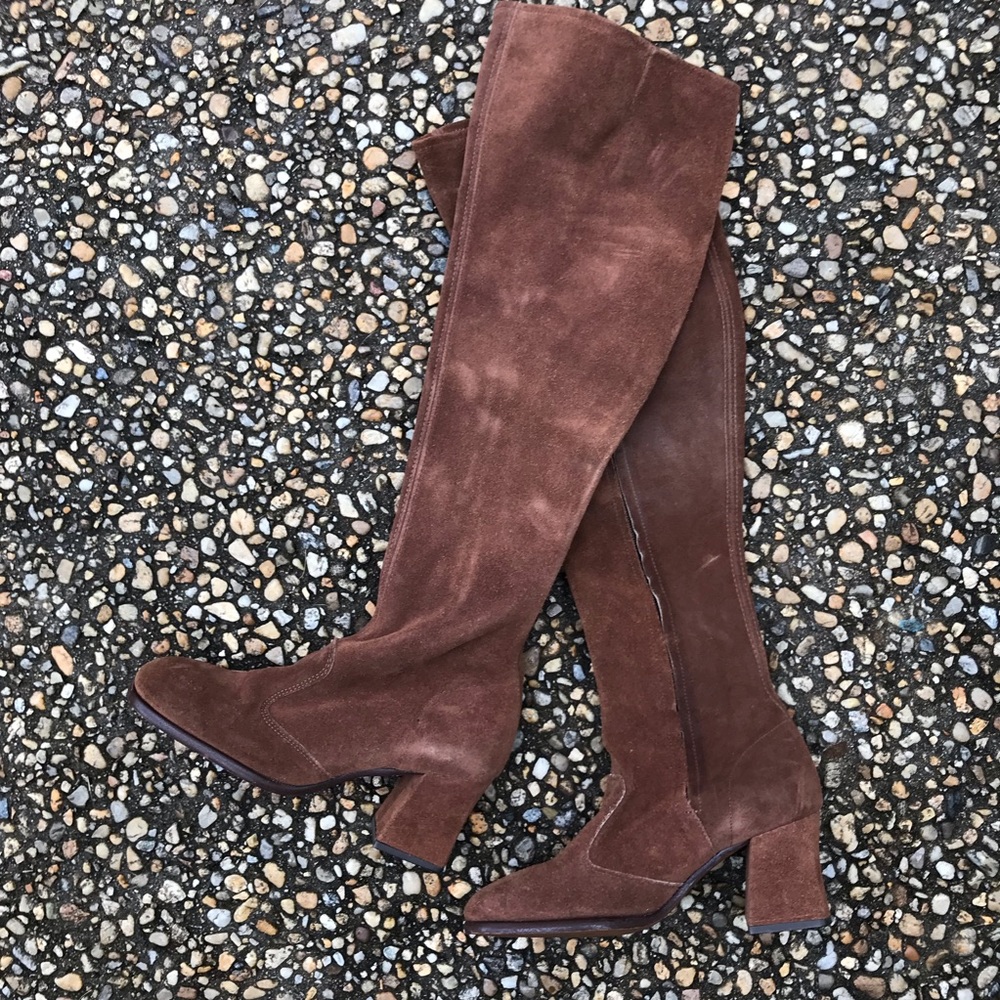 Vintage 1960s tall suede go go boots 5 new unworn